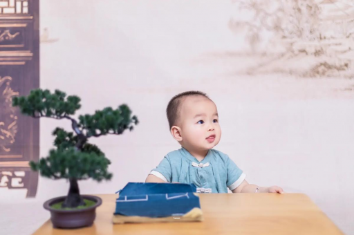 武汉三个月宝宝抬头不稳 武汉三个月宝宝抬头不稳